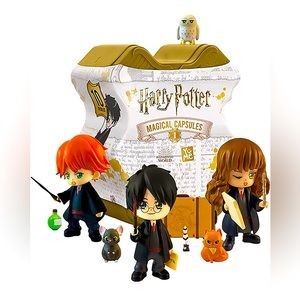 Harry Potter Series 1 Magical Capsules Mystery Pack [1 RANDOM Figure!]